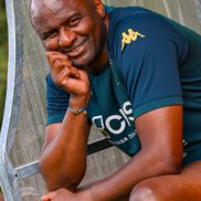 Patrick Vieira, antrenorul lui Nicolae Stanciu la Genoa, în primul stagiu estival de pregătire / Foto: X Genoa CFC