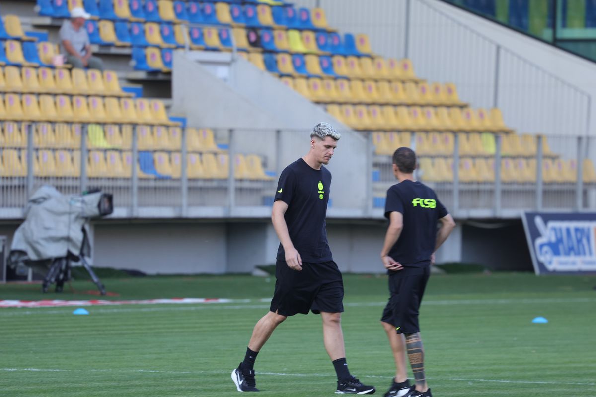 Petrolul - FCSB, înainte de meci