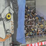 Scenografie spectaculoasă la Petrolul – FCSB, inspirată din filmele horror. FOTO: Andrei Crăițoiu (GSP.RO)