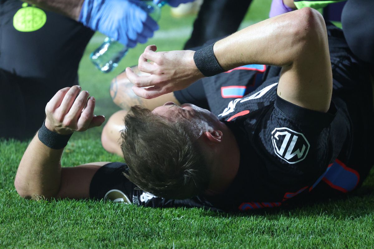 Liviu Ciobotariu a aflat în direct că i se pregătesc două transferuri de la FCSB