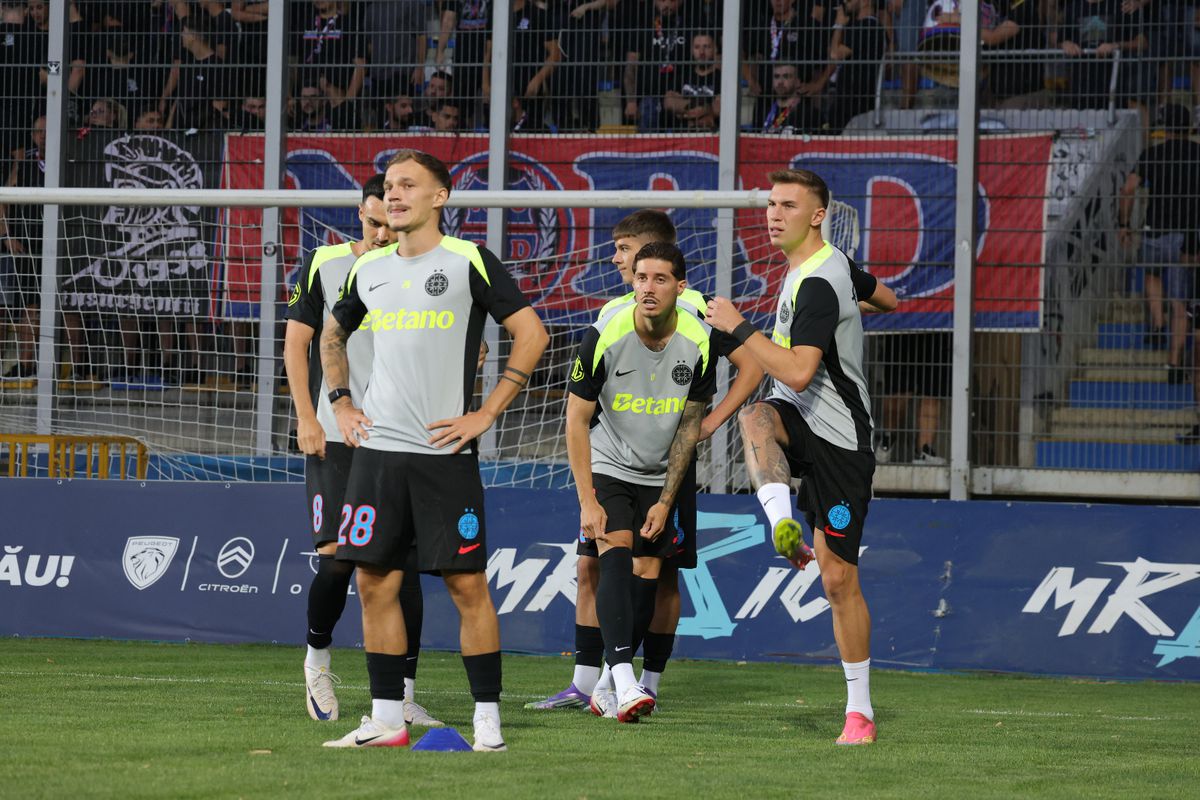 Petrolul - FCSB, imagini de la încălzire / Foto: Ionuț Iordache GSP