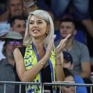 Andreea Hanca a fost prezentă la meciul Petrolul - FCSB. Foto: Ionuț Iordache (GSP.RO)