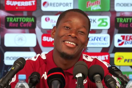 A jucat la CFR Cluj, a trecut la Rapid și răspunde: „Dan Petrescu sau Gâlcă?”