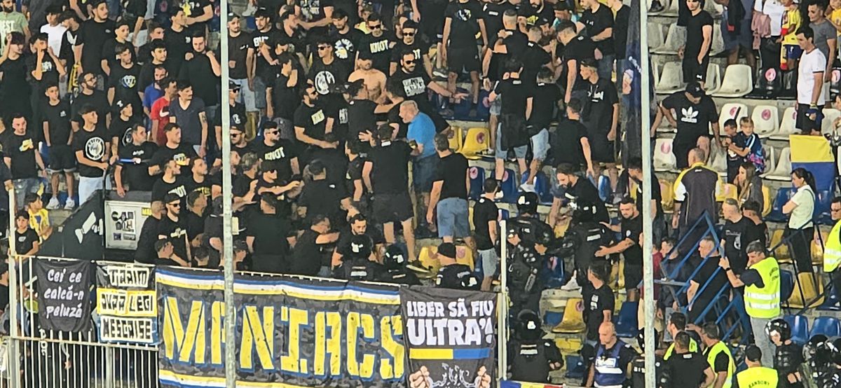 Scandal în toată regula la Petrolul - FCSB » Jandarmeria a fost nevoită să intervină: luat pe sus și scos din stadion