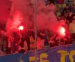 Ultrașii au aprins zeci de torțe și fumigene la Petrolul - FCSB. Foto: Andrei Crăițoiu (GSP.RO)