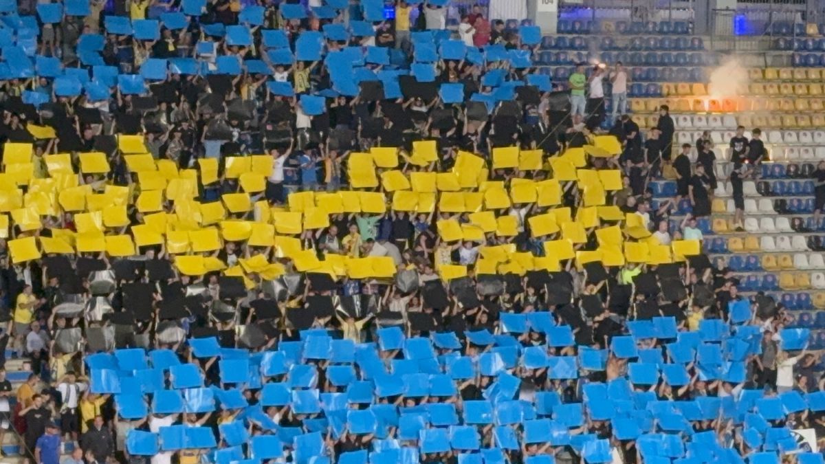 „Let's play a game!” » Scenografie spectaculoasă la Petrolul - FCSB, inspirată din filmele horror + derapaje în serie la adresa campioanei