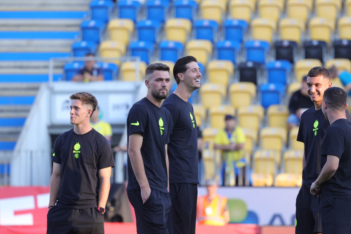 Petrolul - FCSB, înainte de meci