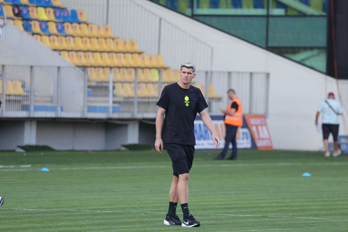 Petrolul - FCSB, înainte de meci