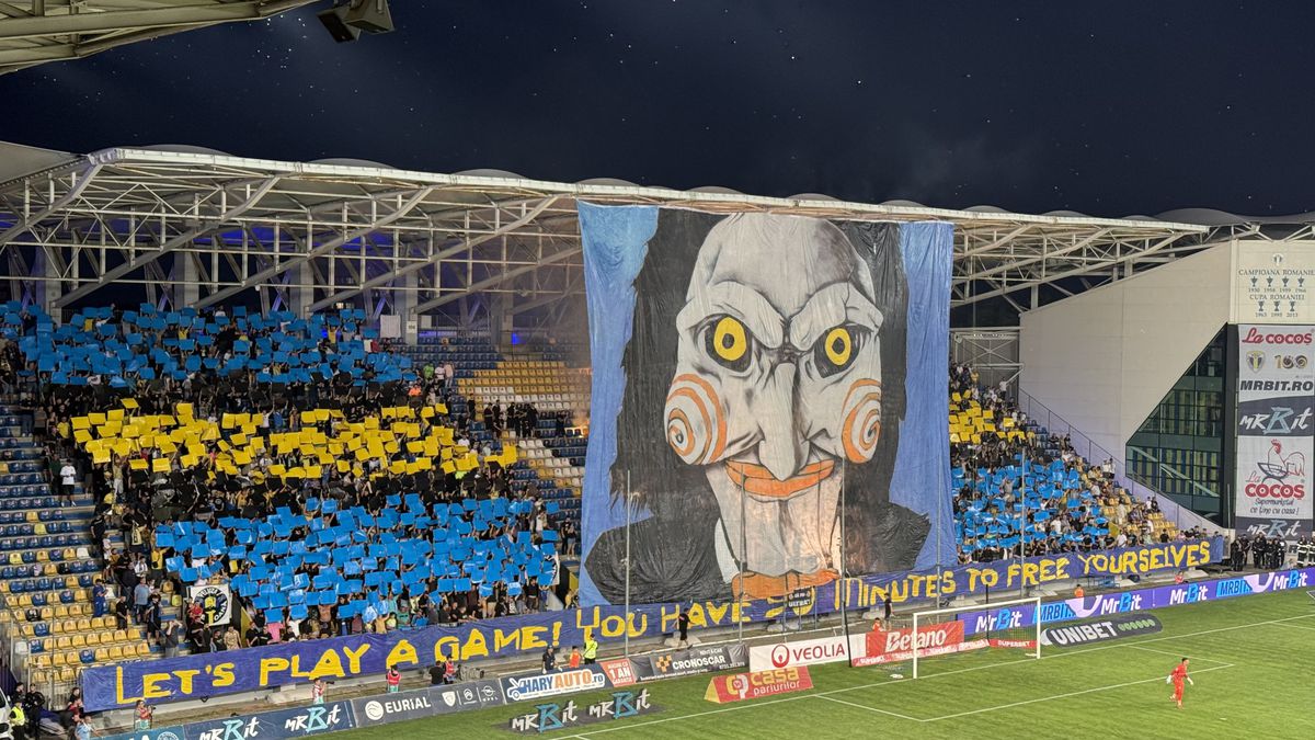 Scenografie Petrolul în meciul cu FCSB