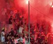 Ultrașii au aprins zeci de torțe și fumigene la Petrolul - FCSB. Foto: Andrei Crăițoiu (GSP.RO)