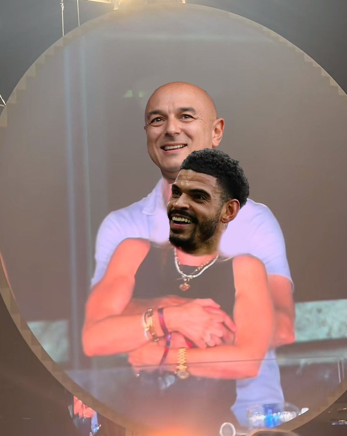 Cele mai tari meme-uri născute de scandalul amoros de la Coldplay: în brațele cui stă Leo Messi?!