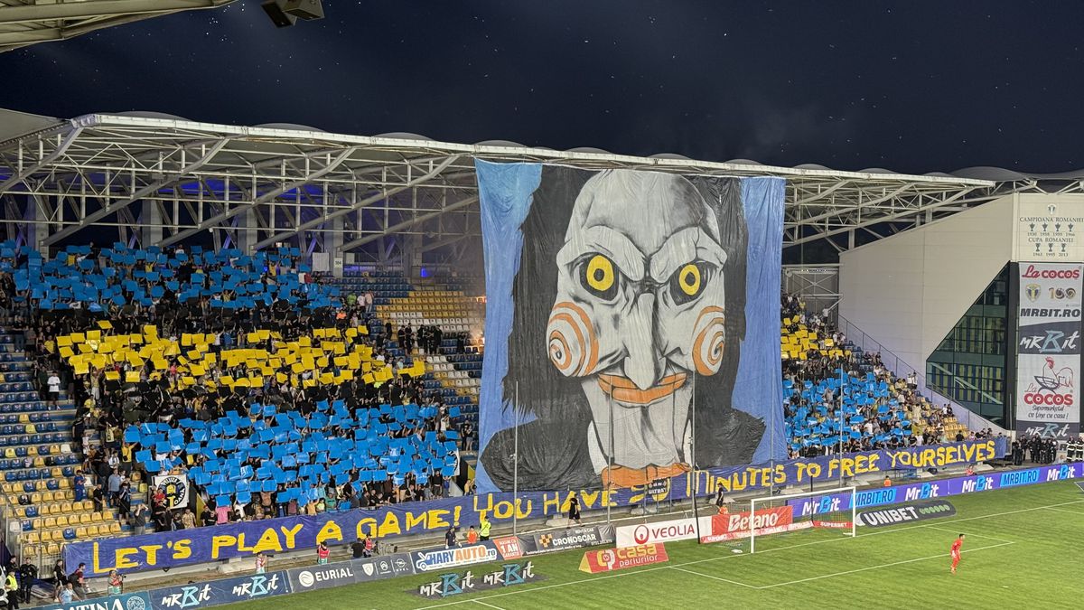 „Let's play a game!” » Scenografie spectaculoasă la Petrolul - FCSB, inspirată din filmele horror + derapaje în serie la adresa campioanei