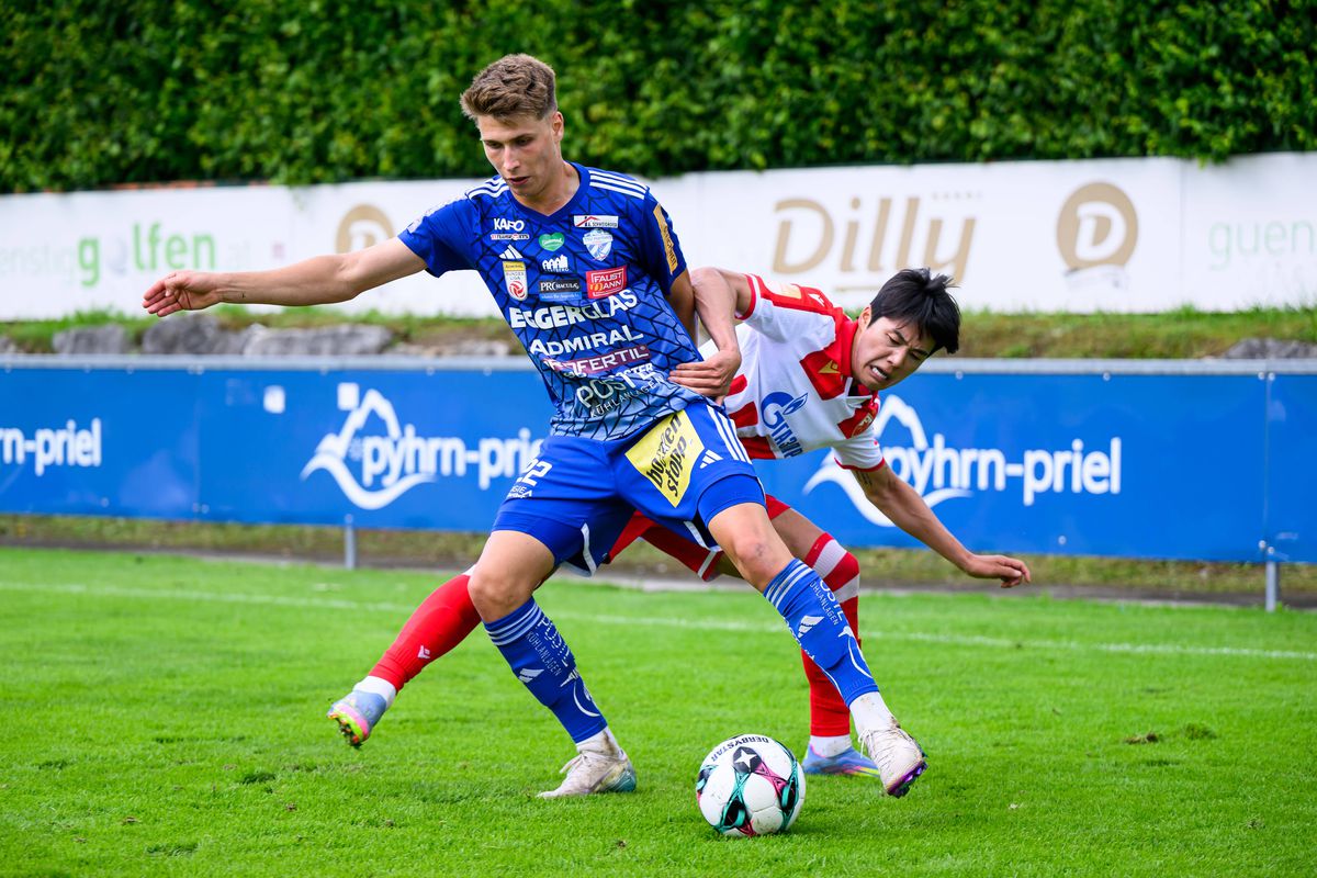 „Le-ați pus reclame și pe chiloți?” » Echipamentul echipei cu 23 de sponsori face înconjurul globului