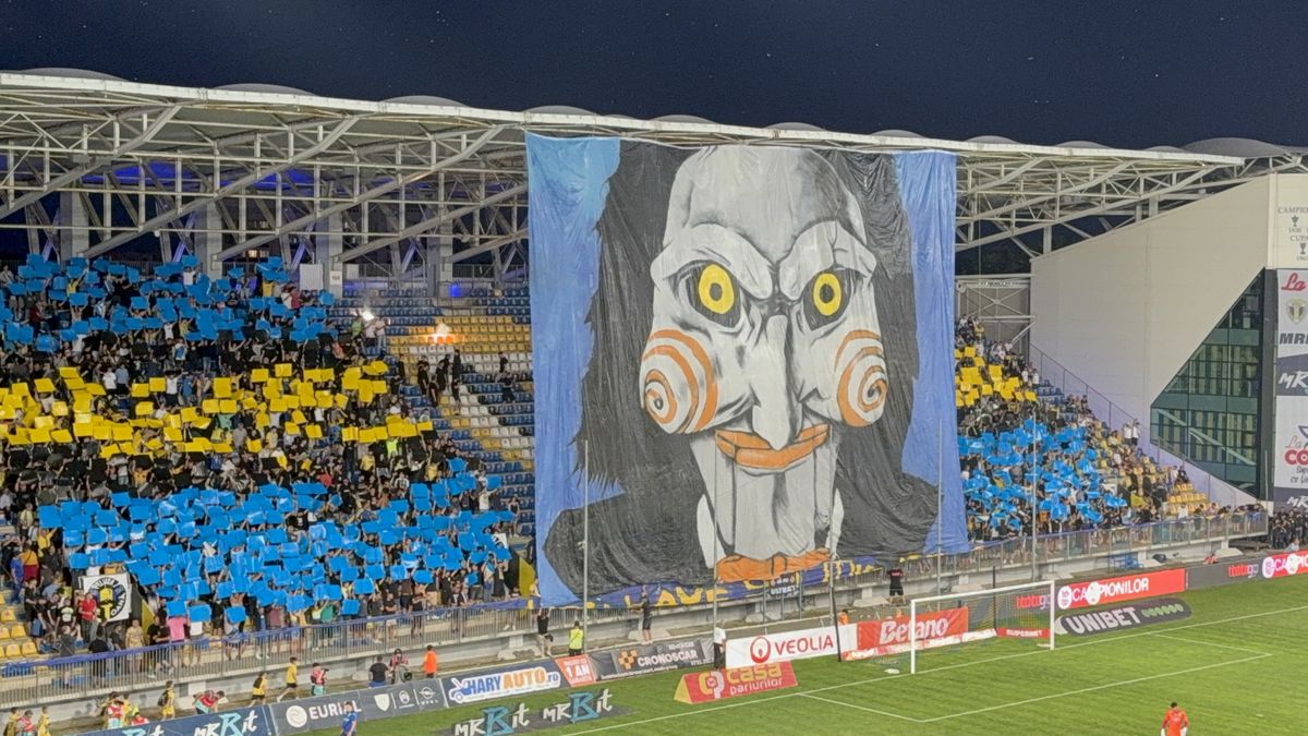 Scenografie Petrolul în meciul cu FCSB