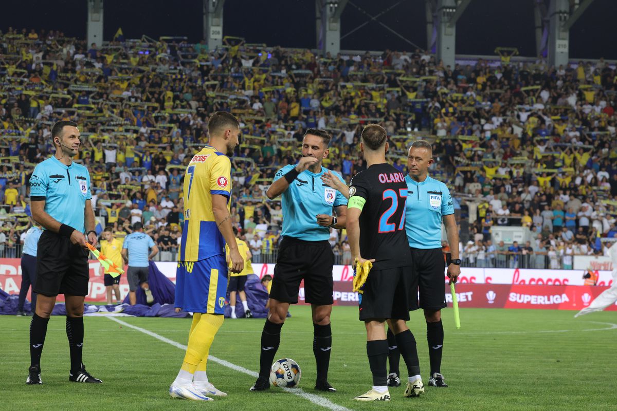 Liviu Ciobotariu a aflat în direct că i se pregătesc două transferuri de la FCSB