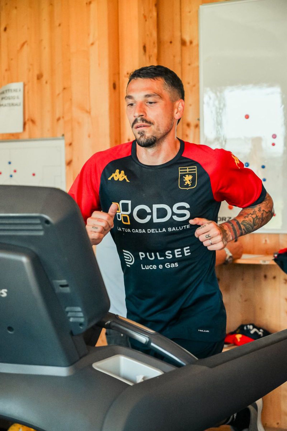 „Cine e idolul tău din fotbal?” » Răspunsul lui „Nae” de la „naționala” României i-a lăsat pe italieni cu gura căscată