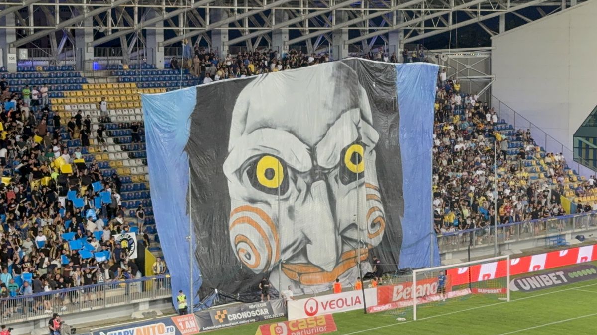 Scenografie Petrolul în meciul cu FCSB