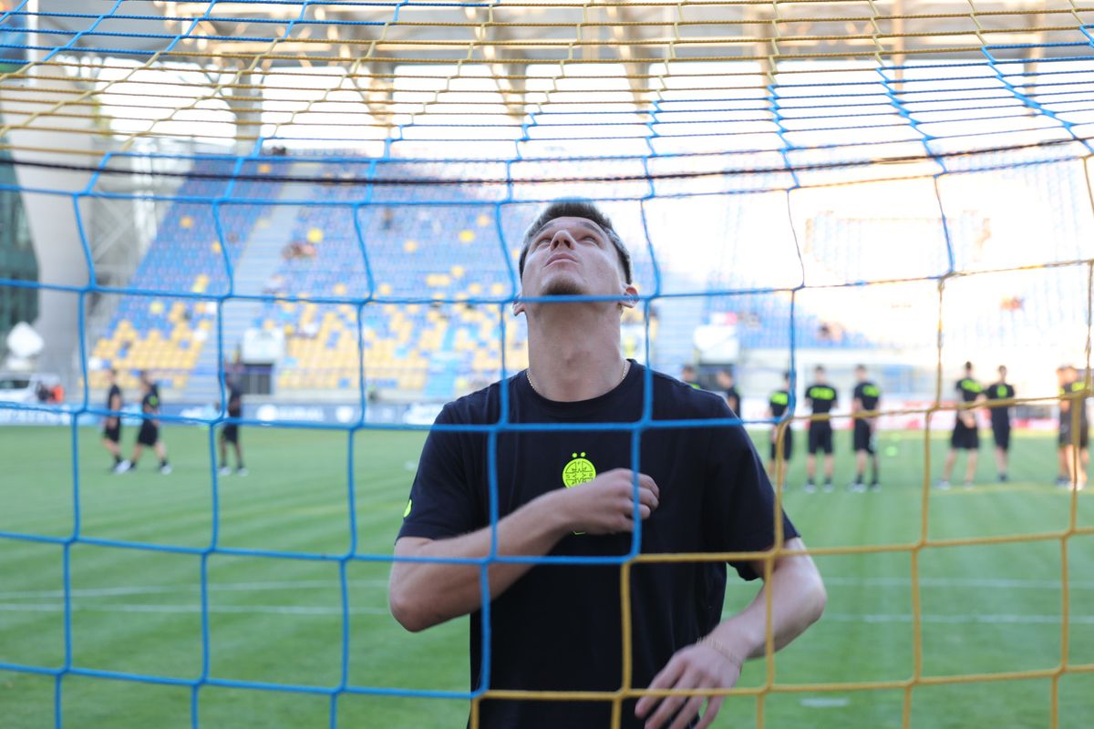 FCSB, prima victorie a sezonului în Superligă! Petrolul a irosit mai multe șanse monumentale în prima repriză