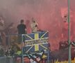 Ultrașii au aprins zeci de torțe și fumigene la Petrolul - FCSB. Foto: Andrei Crăițoiu (GSP.RO)