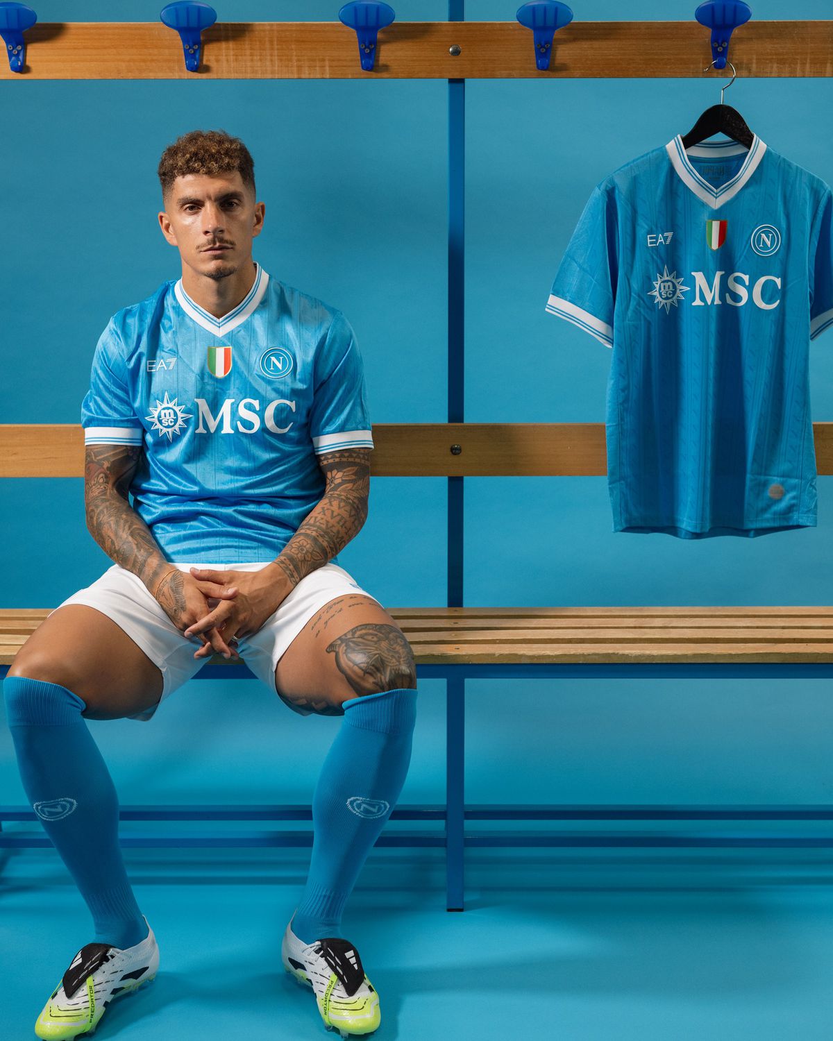 Noile echipamente ale lui Napoli