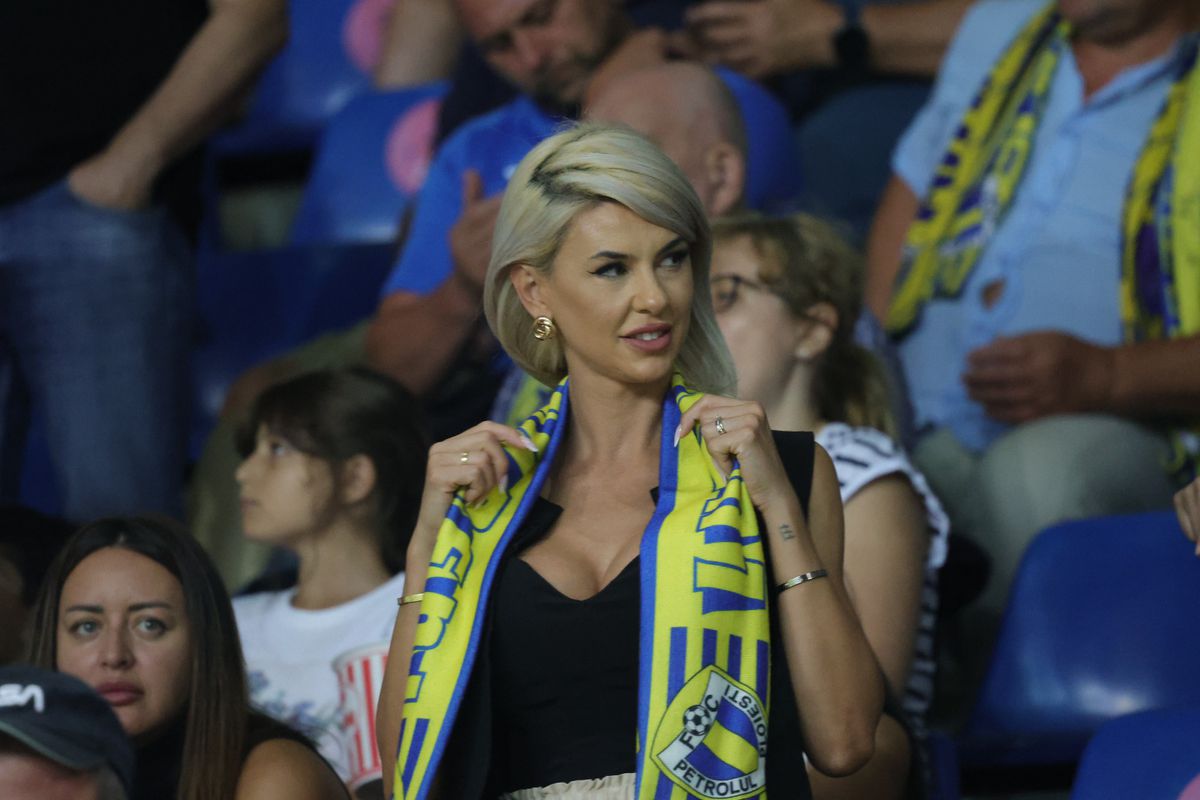 Soția fotbalistului care a furat toate privirile la Petrolul - FCSB: cum a fost surprinsă în tribunele arenei „Ilie Oană”