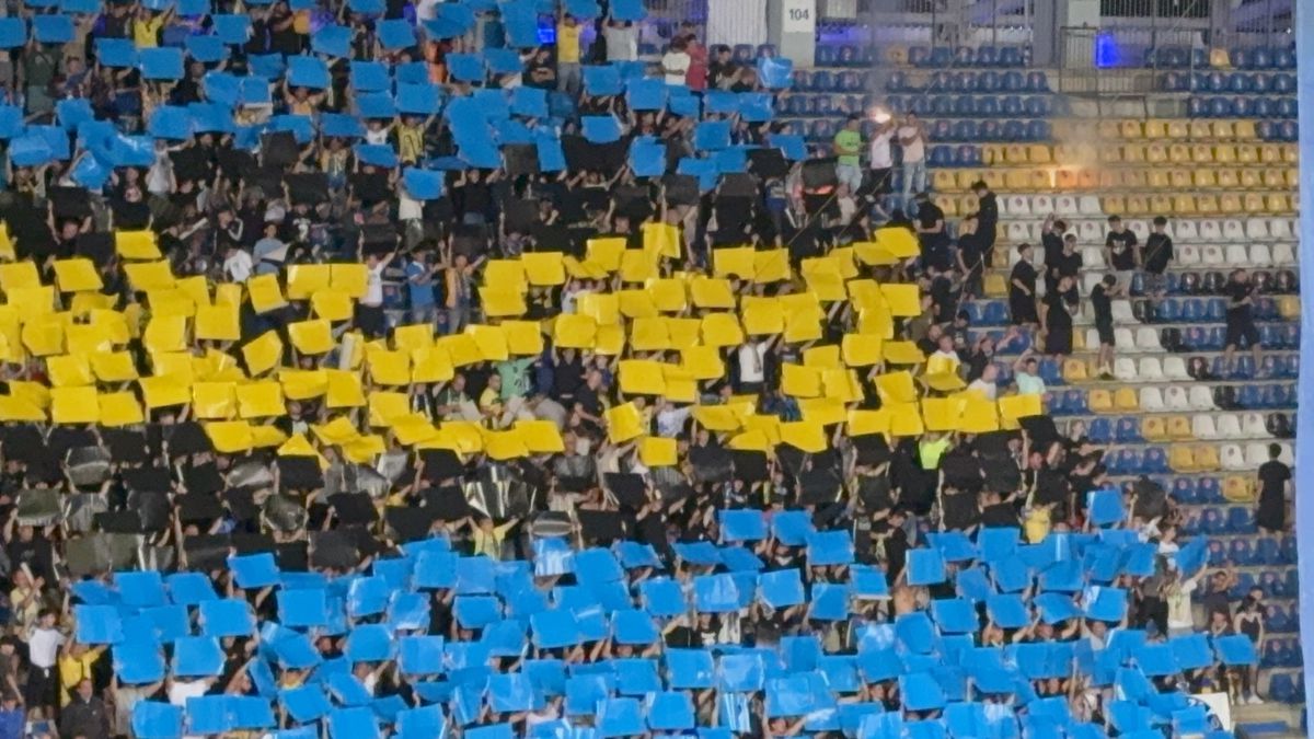 „Let's play a game!” » Scenografie spectaculoasă la Petrolul - FCSB, inspirată din filmele horror + derapaje în serie la adresa campioanei