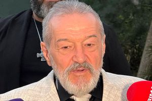 Gigi Becali a dezvăluit discuția purtată cu Ștefan Târnovanu