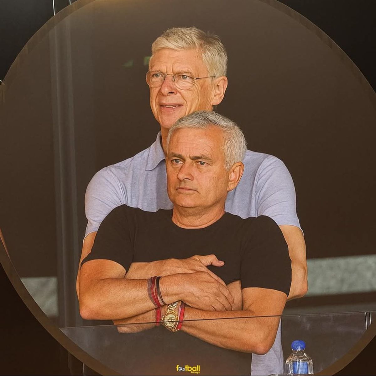 Cele mai tari meme-uri născute de scandalul amoros de la Coldplay: în brațele cui stă Leo Messi?!