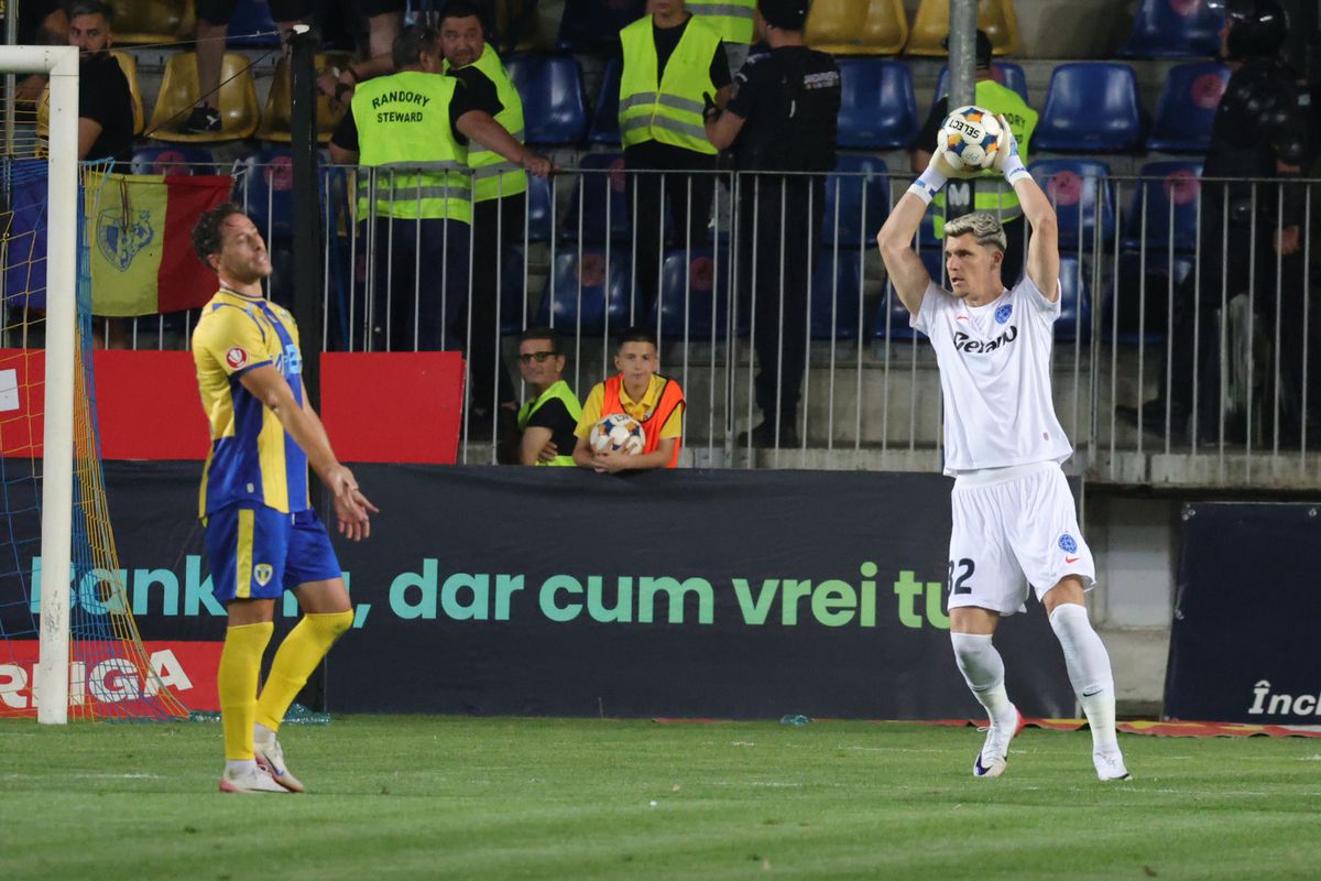 Imagini din Petrolul - FCSB / Foto: Ionuț Iordache GSP