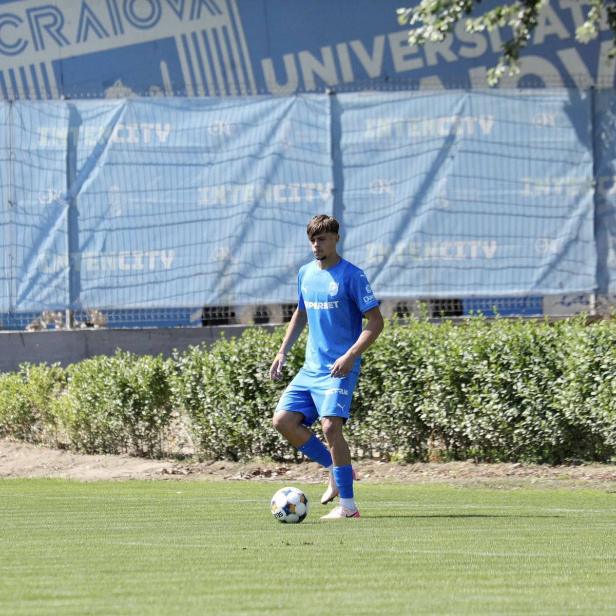 Universitatea Craiova, amical cu echipa U18