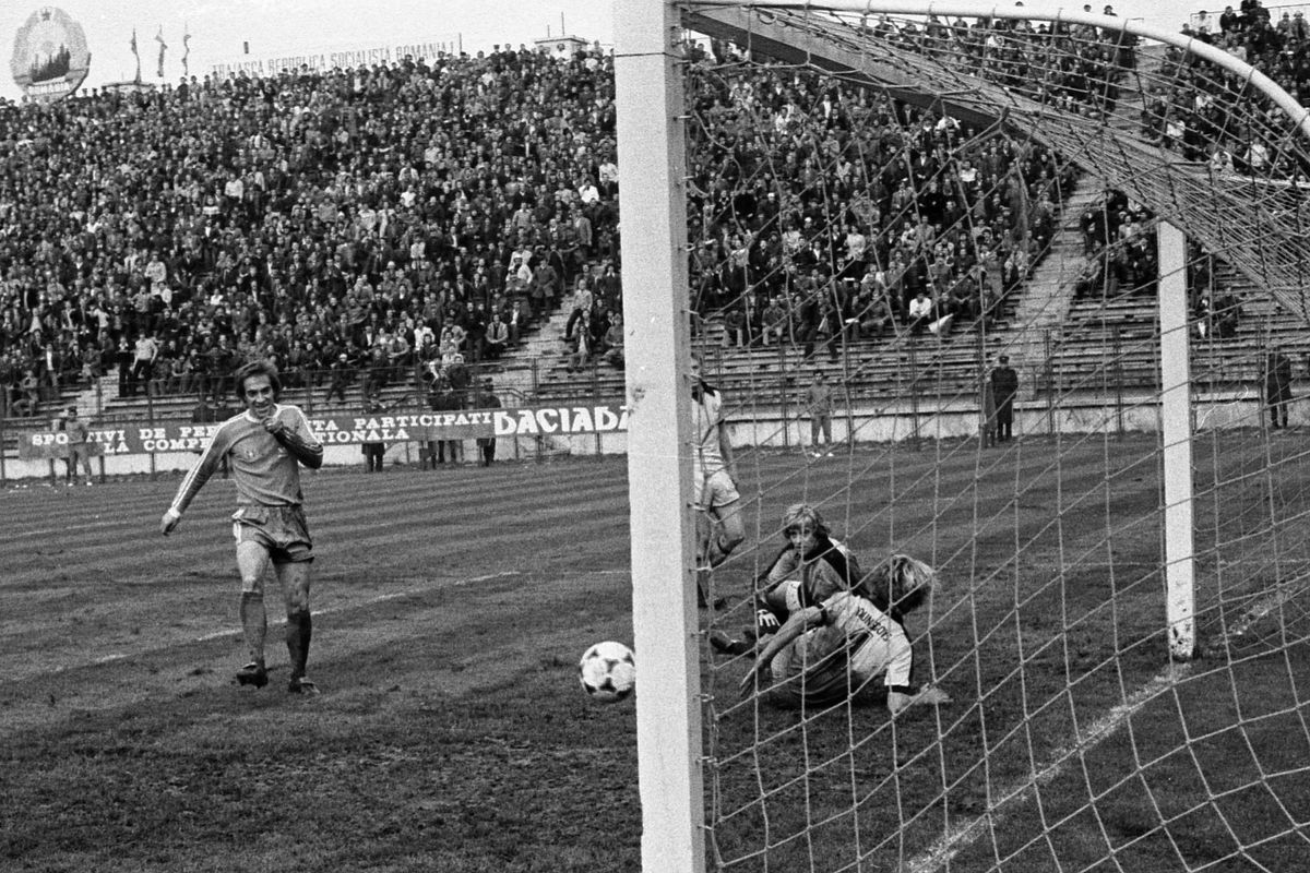 RETRO GSP. 47 de ani de la prima vrajă făcută de „Samantha": „Îl exasperasem pe Ienei cu driblingurile mele”