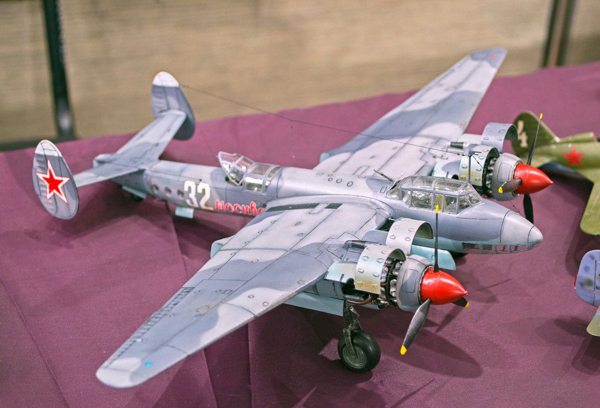 Colecții fabuloase pentru copii mici, mari și mai mari