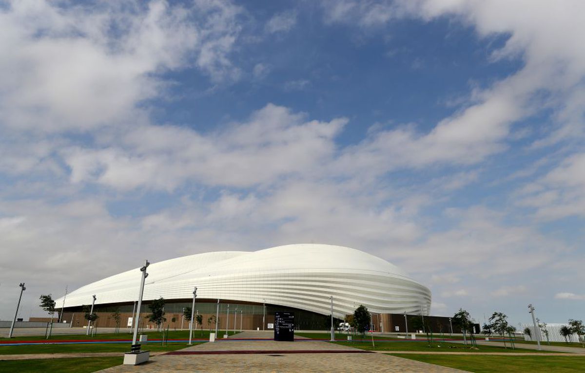 Prețuri astronomice la Doha » Să fii fan al echipei naționale la Mondialul din Qatar reprezintă un lux pe care puțini și-l vor putea permite