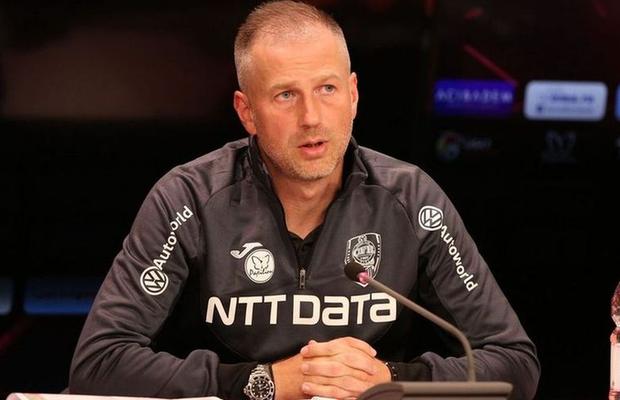 Informație-șoc » CFR ar fi încercat să-l deturneze pe Iordănescu: „Edi nu semnase cu FCSB! E om de cuvânt, altfel era la Cluj”