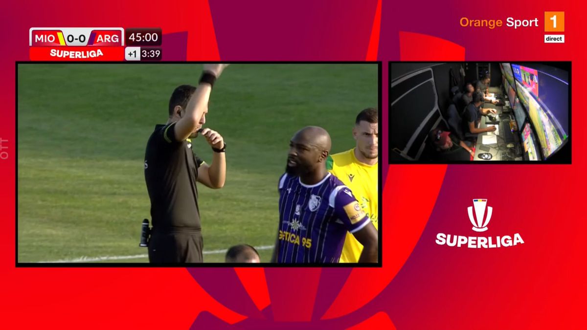 CS Mioveni - FC Argeș, întrerupt peste 10 minute din cauza VAR » Deciziile lui Hațegan