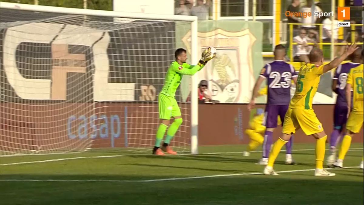 FOTO CS Mioveni - FC Argeș, decizie VAR 19.08.2022