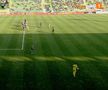 CS Mioveni - FC Argeș, întrerupt peste 10 minute din cauza VAR » Deciziile lui Hațegan