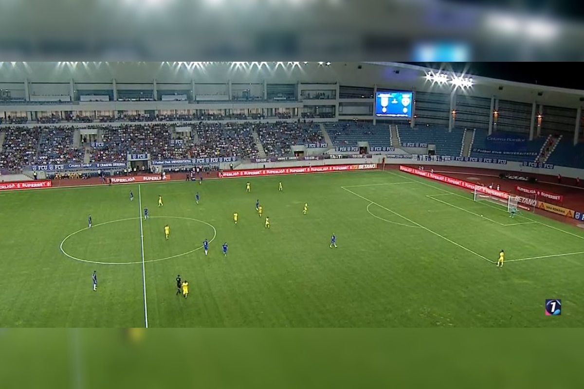 Croitoru, reacție haotică după înfrângere: și-a scos bluza, a aruncat legitimația și s-a lovit la mână. Ce a făcut Mititelu la oficială