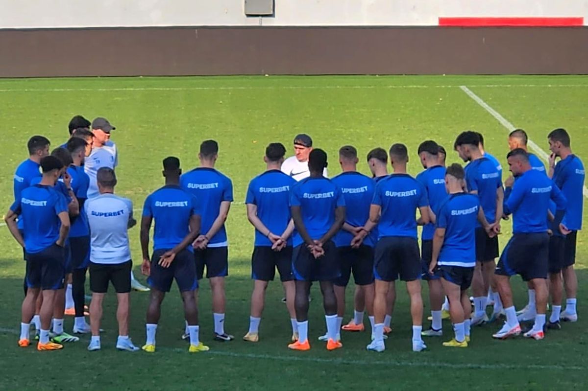 „Marinarii” au ajuns la București! Farul s-a antrenat pe „Arcul de Triumf”, înaintea ciocnirii cu Rapid