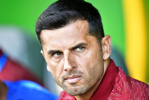 Nicolae Dică, 43 de ani, a fost demis de la FCU Craiova după numai o lună petrecută pe banca oltenilor