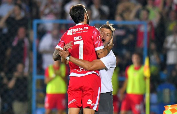 Ovidiu Burcă are o nouă primă opțiune de atacant la Dinamo: „Este ca un pitbull pe teren, dar în afara lui citește mult și scrie poezii”