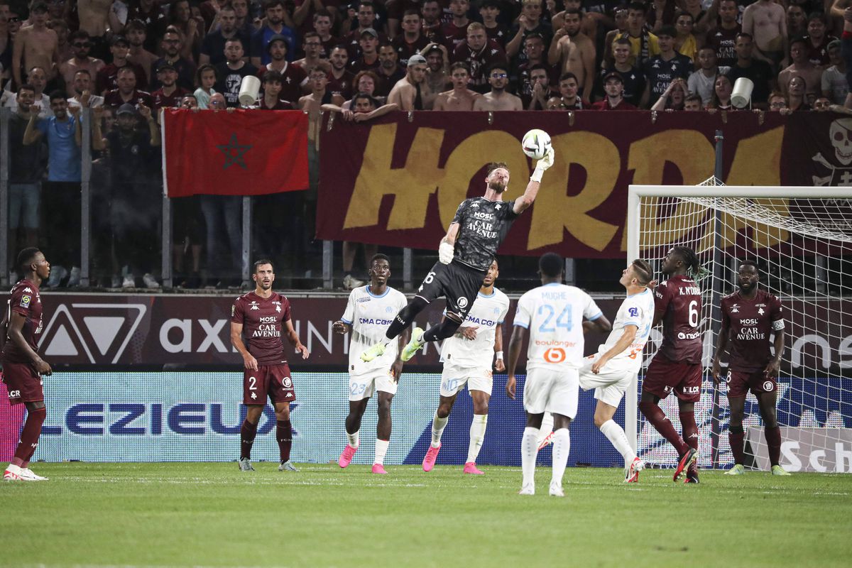 Boloni, rezultat fantastic cu Marseille: echipa lui a marcat de două ori în inferioritate numerică
