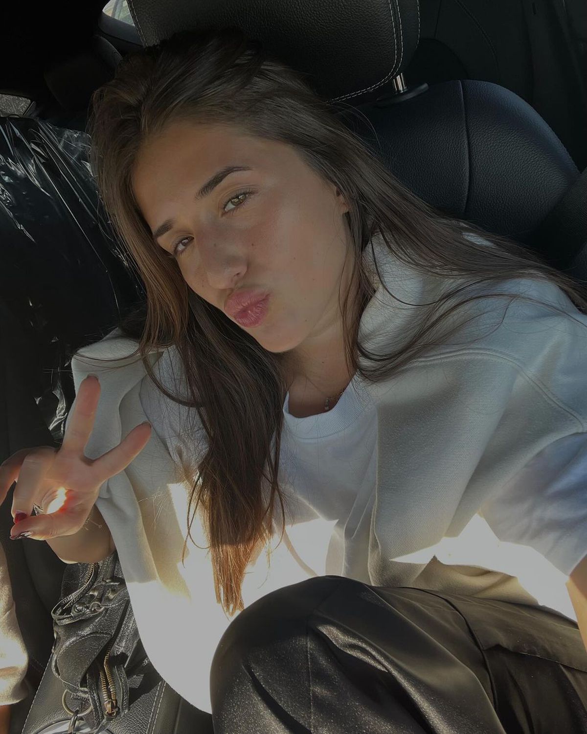 Fiica lui Adrian Ilie dă lovitura! E implicată într-o afacere de sute de milioane de euro