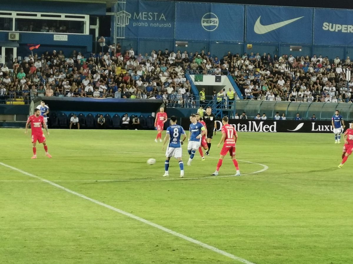 Gică Hagi, discurs-manifest în direct: „Aștept să preia cineva Farul și să-l ducă la un alt nivel” + „Știu că doare când spui adevărul! Vorbesc singur și mă înțeleg singur!”