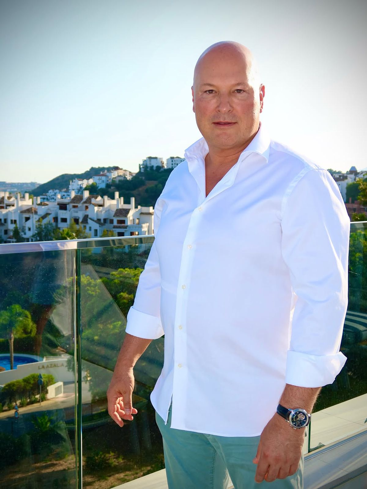 Fostul patron din Liga 1 care a renunțat la cetățenia română, vacanță de lux cu iubita, fostă ispită la „Insula Iubirii” » Andra și Cătălin Măruță le-au fost alături