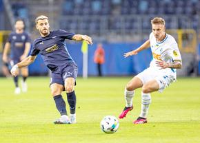 Vlad Dragomir, CĂPITAN în Liga Campionilor: „roșu” în minutul 3 al meciului + GOL rapid în Barcelona - Olympiakos
