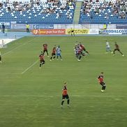 Nu e ofsaid la al doilea gol anulat în Poli Iași - Gloria Bistrița / FOTO: Capturi @Prima Sport