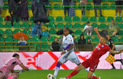 Accidentare horror în Superliga! Jucătorul a fost desfigurat și trebuie să fie operat » Reacția clubului