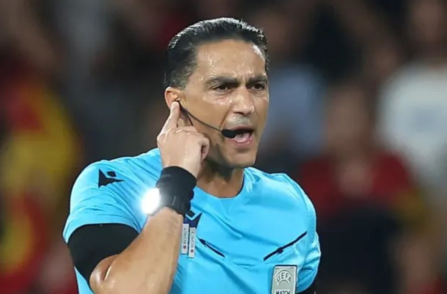 Se tem de „cel mai slab arbitru din lume” la Aberdeen - FCSB » Anchetat pentru blaturi și meciuri de poker cu fotbaliști