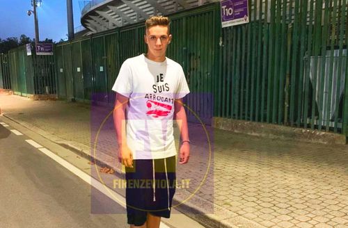 Atacantul Louis Munteanu (18 ani) e la Firenze, unde pune la punct ultimele detalii ale transferului în Serie A.